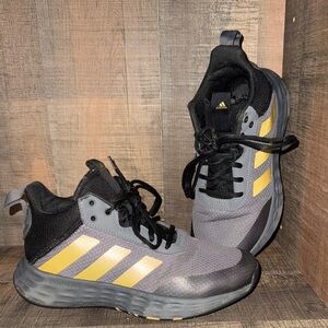 Adidas Gray and‎ gold sneakers-size 4Y